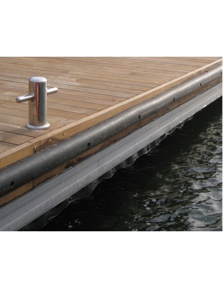 Fendering for marinas, quays and piles - Anchorage and Docking - 4402000